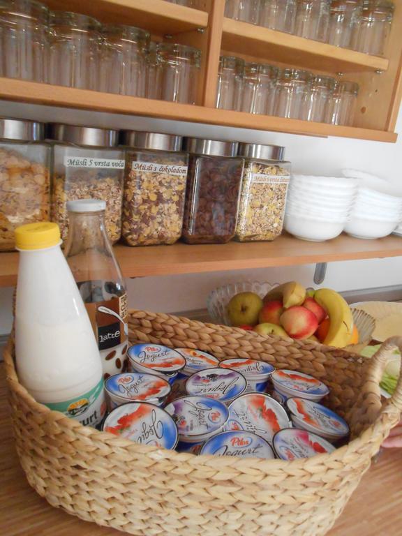 Bed&Breakfast Villa Kristina Rovigno Esterno foto