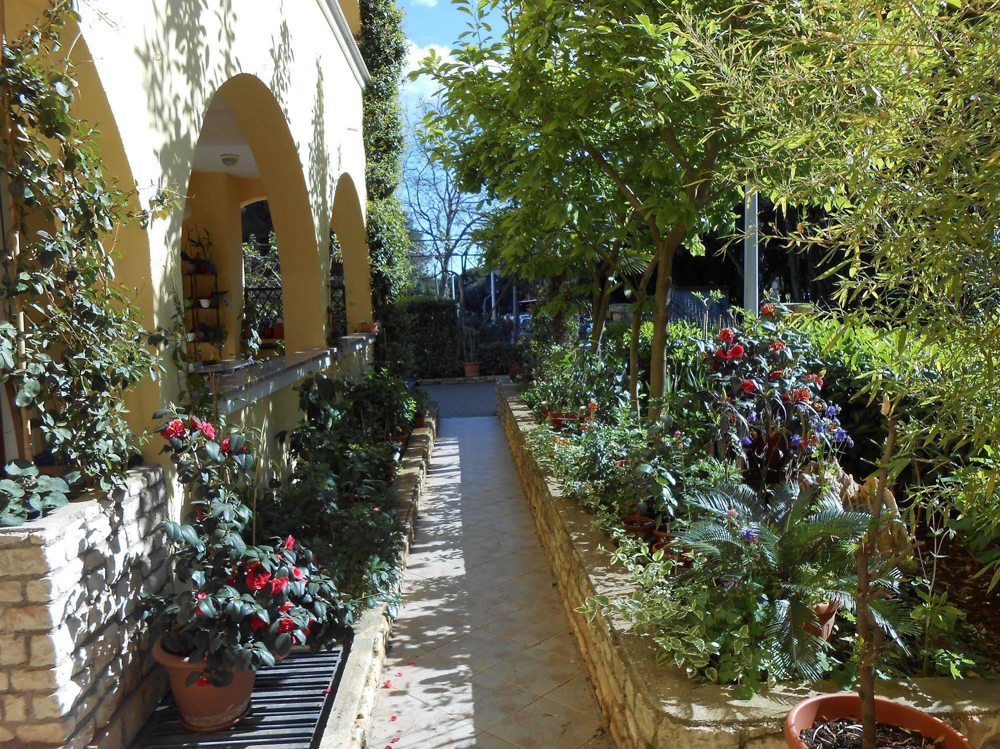 Bed&Breakfast Villa Kristina Rovigno Esterno foto